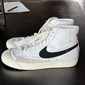 Nike White and Black Athletic high top tennis shoes - only worn a few times